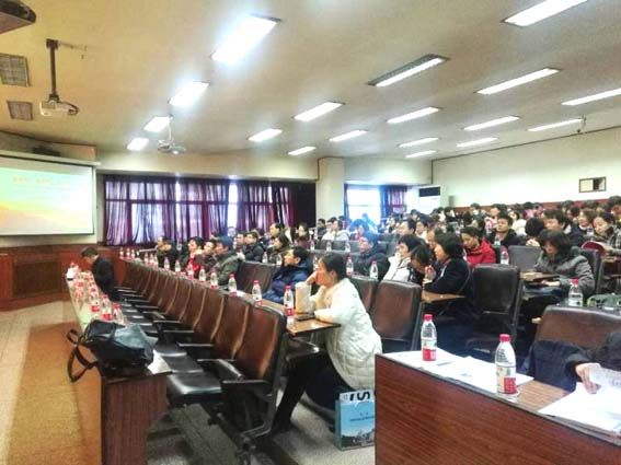 “党的十九大精神进高校巡讲活动”--走进williamhill